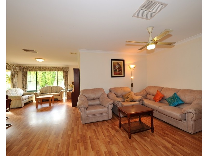 2 Birtles Grove, Erskine WA 6210