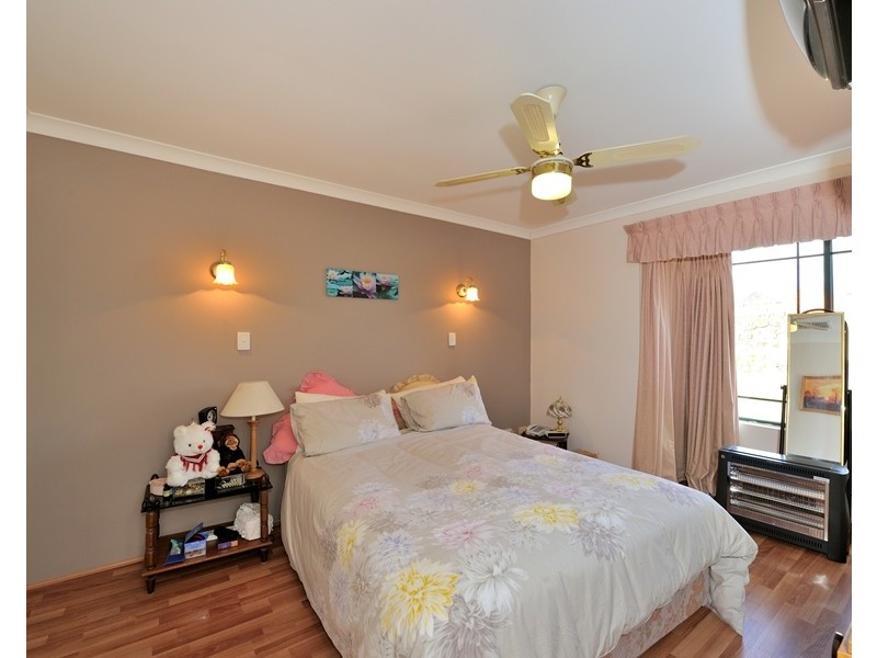 2 Birtles Grove, Erskine WA 6210