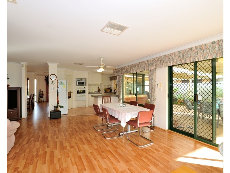 2 Birtles Grove, Erskine WA 6210