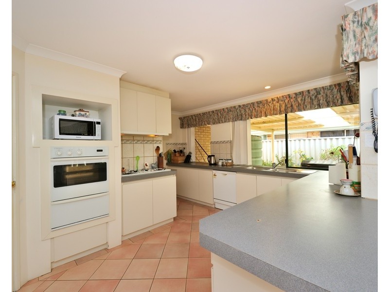 2 Birtles Grove, Erskine WA 6210