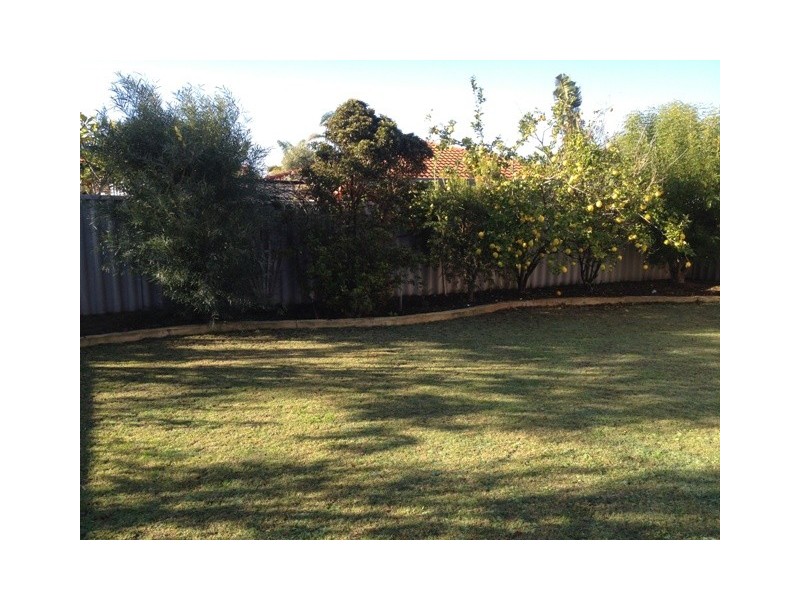 121 Oakmont Avenue, Meadow Springs WA 6210