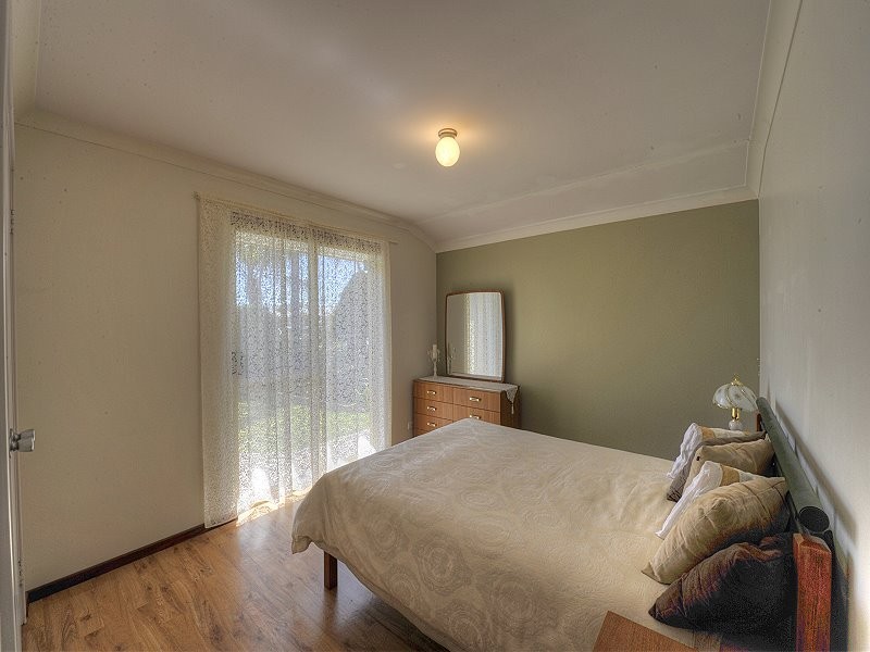 44 Waterside Drive, Dudley Park WA 6210