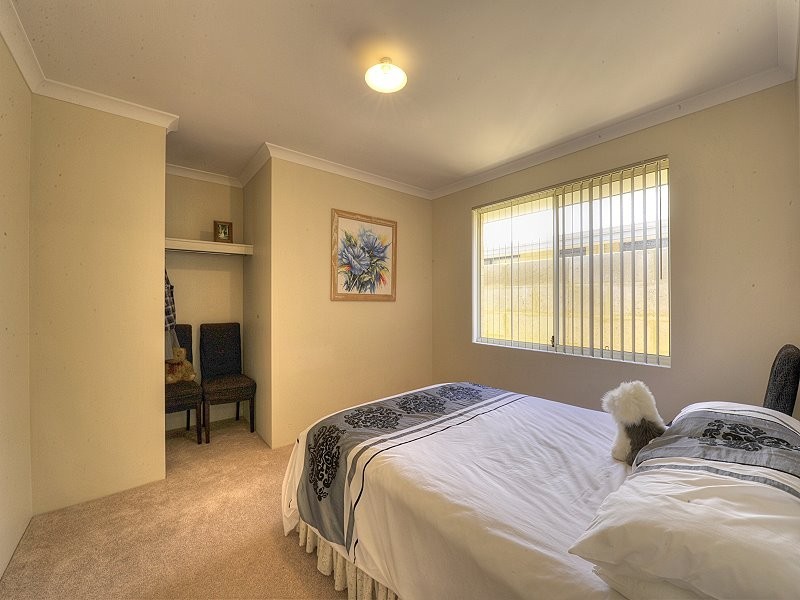 9 Honeydew Trail, Wannanup WA 6210