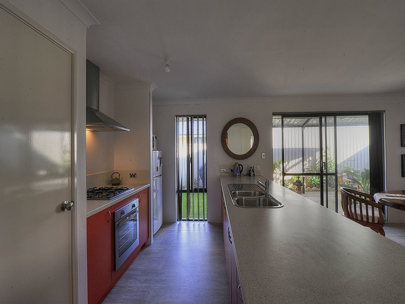 7 Ellerslie Ave, Greenfields WA 6210