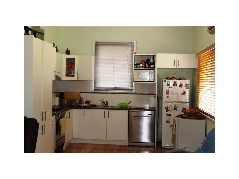 28 COMET STREET, Dudley Park WA 6210