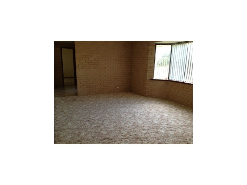 7 Glencoe Parade, Halls Head WA 6210