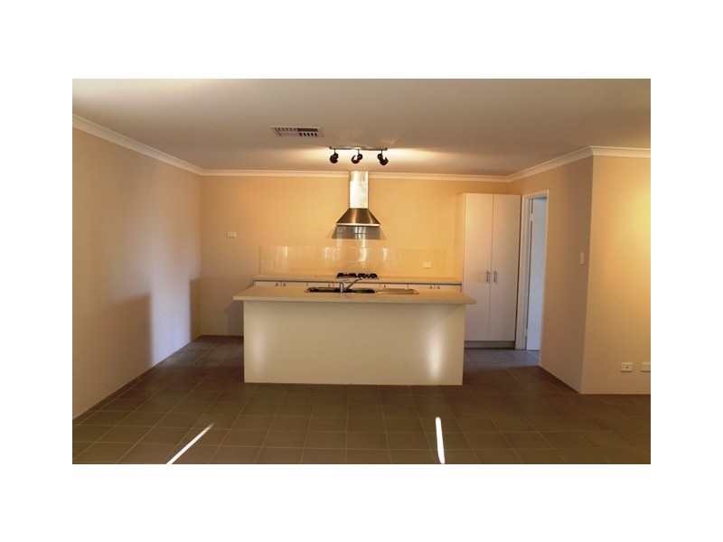 UNIT 3/14 ANSTRUTHER ROAD, Mandurah WA 6210