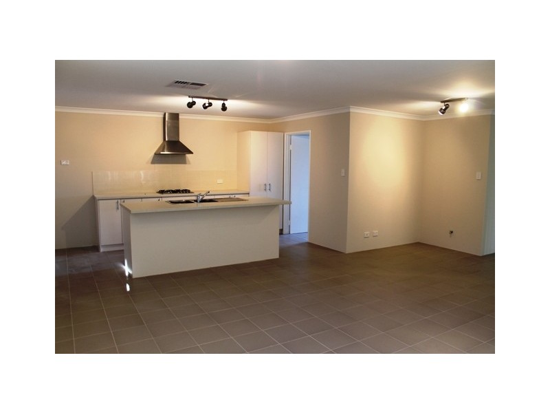 UNIT 3/14 ANSTRUTHER ROAD, Mandurah WA 6210