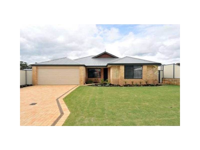 3 Moonbrook Way, Meadow Springs WA 6210