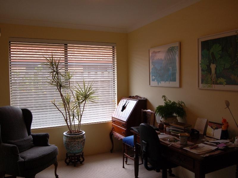 11 The Ridge, Halls Head WA 6210