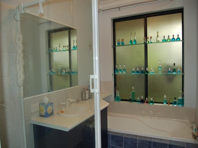 11 The Ridge, Halls Head WA 6210