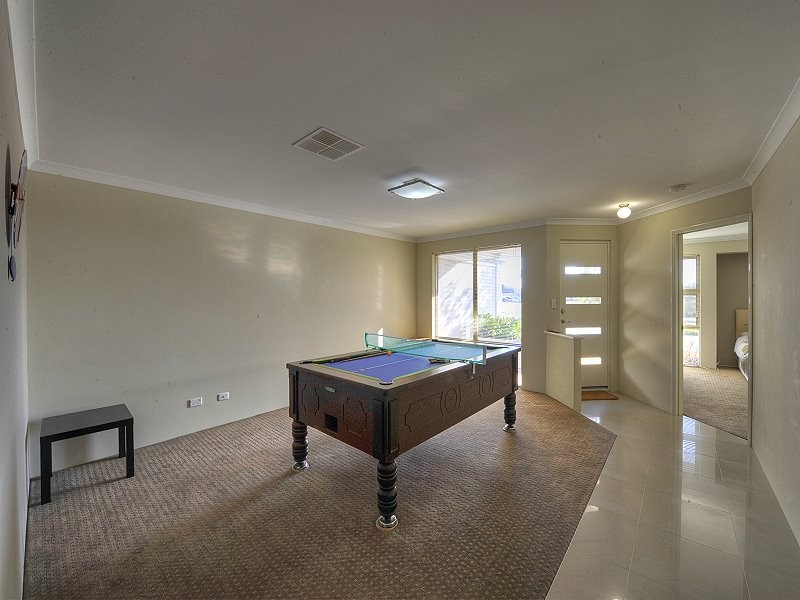 31 Broadstone Vista, Meadow Springs WA 6210