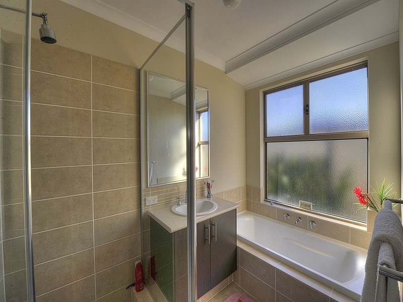 31 Broadstone Vista, Meadow Springs WA 6210