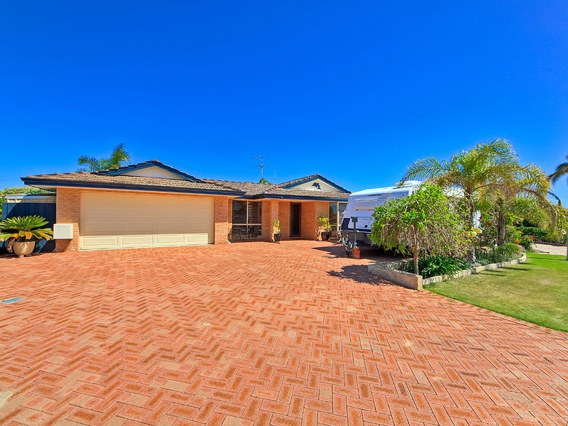 53 Blackwood Parade, Dudley Park WA 6210