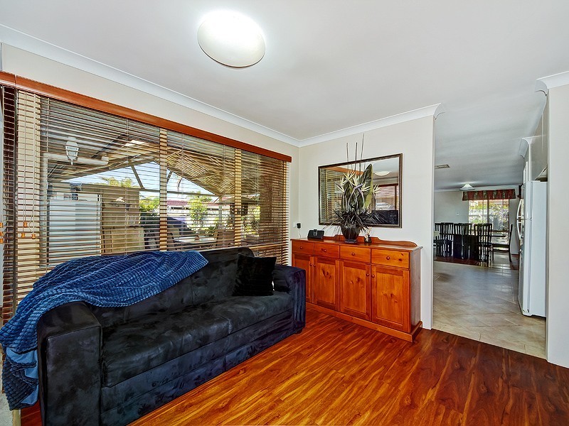 53 Blackwood Parade, Dudley Park WA 6210