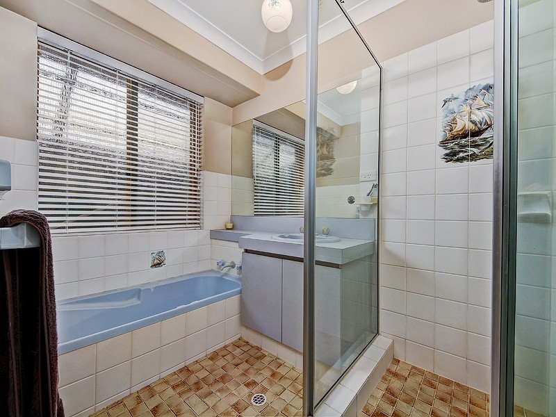 53 Blackwood Parade, Dudley Park WA 6210