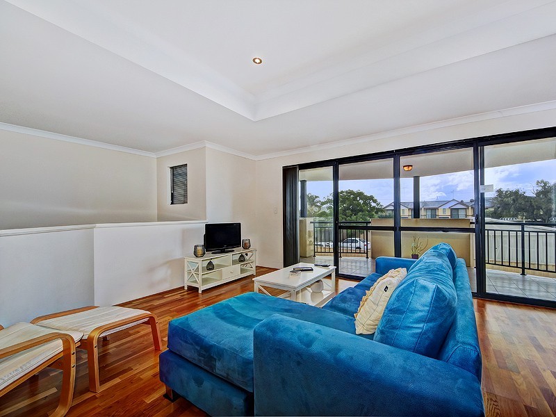 5/18 Davey Street, Mandurah WA 6210