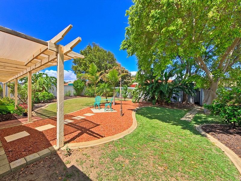 50 Luckhurst Drive, Mandurah WA 6210