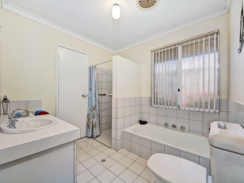 50 Luckhurst Drive, Mandurah WA 6210