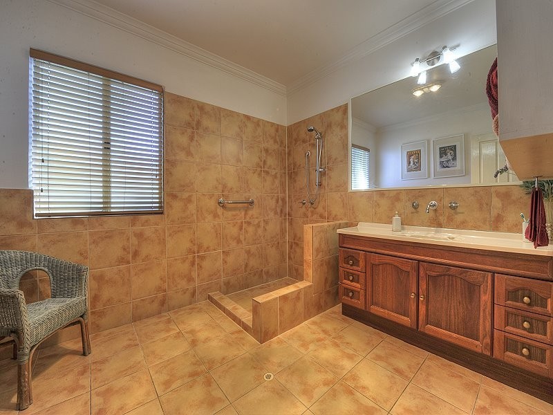 21 CLYTIE ROAD, Silver Sands WA 6210