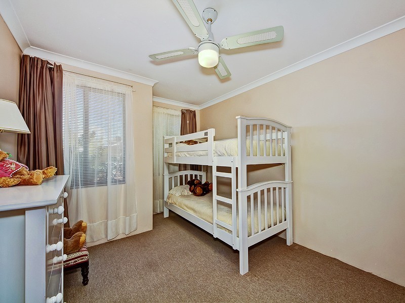 17 Voyager Close, PORT BOUVARD, Wannanup WA 6210