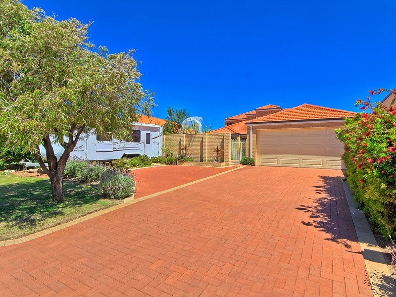 17 Voyager Close, PORT BOUVARD, Wannanup WA 6210