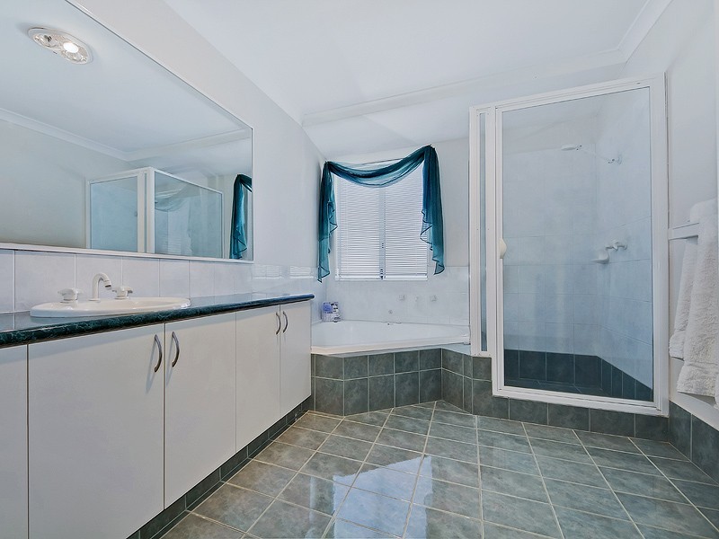 61 Casuarina Drive, Halls Head WA 6210