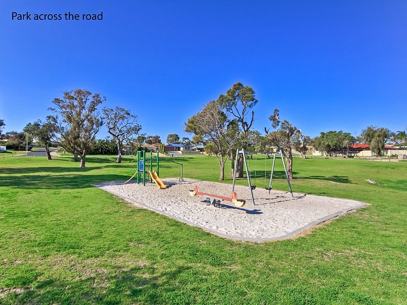 61 Casuarina Drive, Halls Head WA 6210