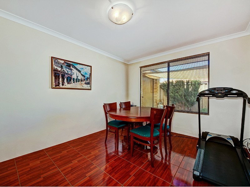 8 Greenshank Mews, PORT BOUVARD, Wannanup WA 6210