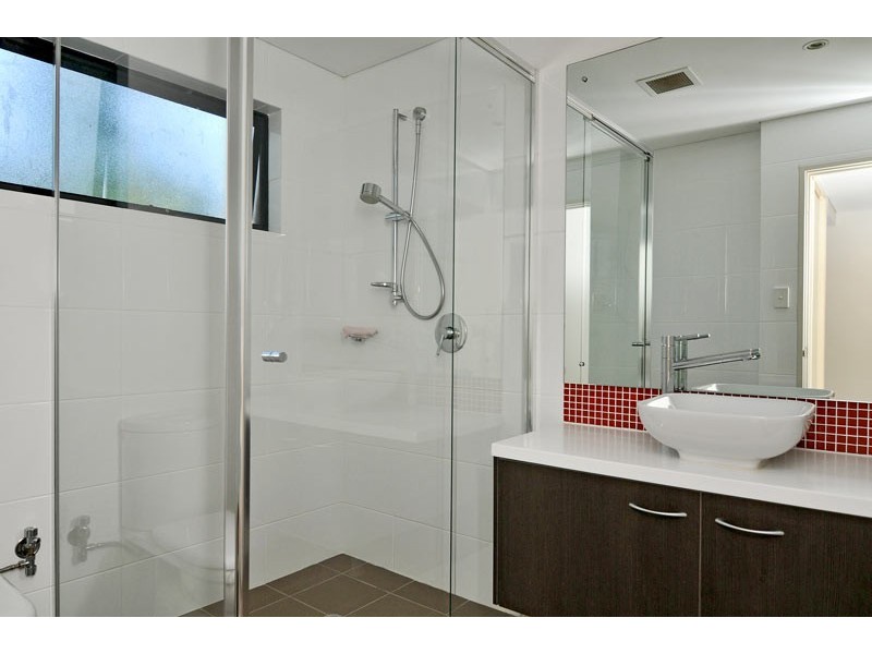 7/24 Oversby St, Halls Head WA 6210