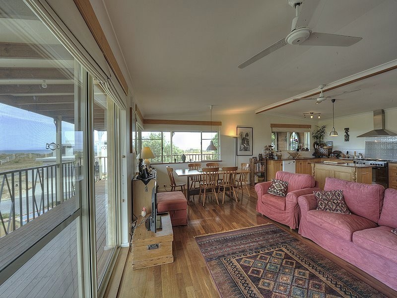 15 Maritime Road, Silver Sands WA 6210