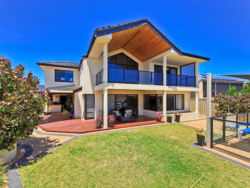 1 Fairsky Parade, PORT BOUVARD, Wannanup WA 6210