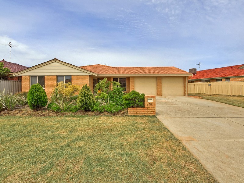 36 Admiralty Crescent, Halls Head WA 6210