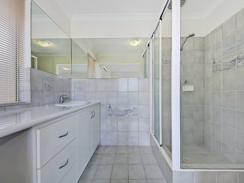 36 Admiralty Crescent, Halls Head WA 6210