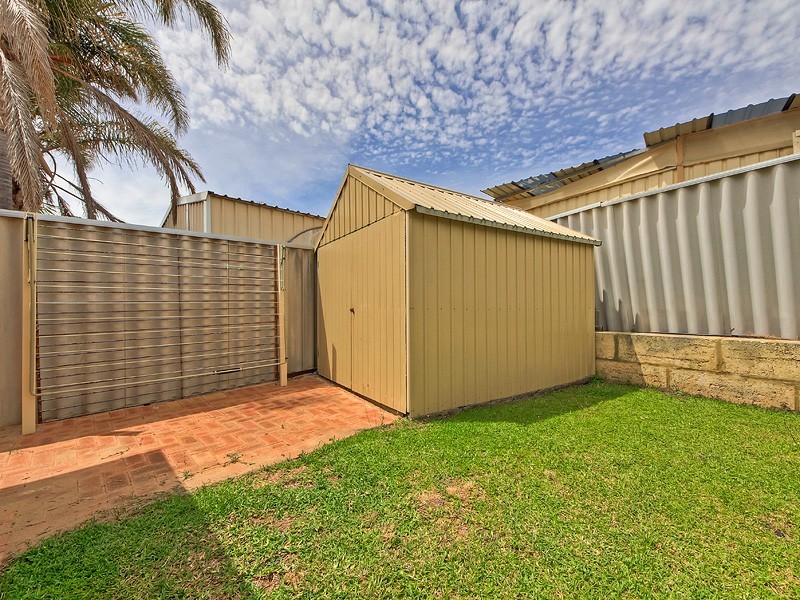 36 Admiralty Crescent, Halls Head WA 6210