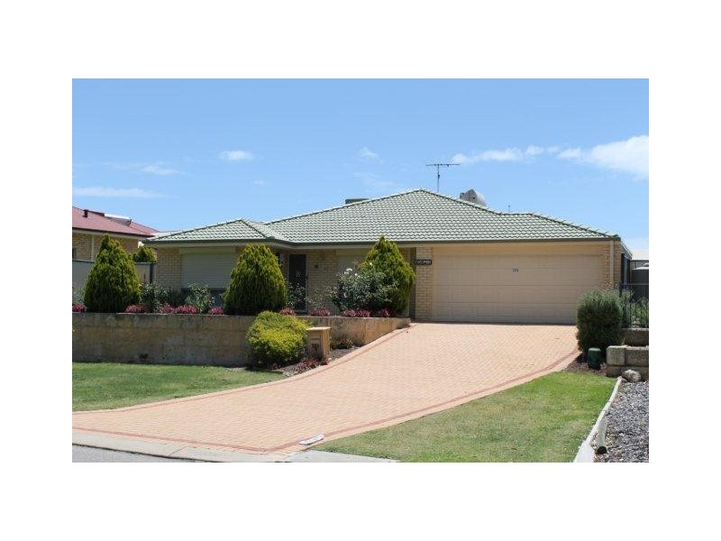 225 Oakmont Avenue, Meadow Springs WA 6210