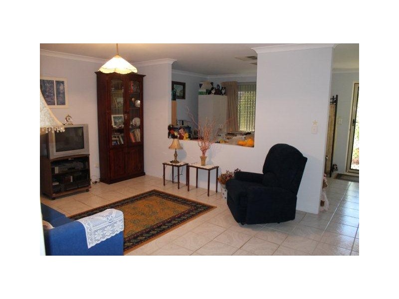 225 Oakmont Avenue, Meadow Springs WA 6210