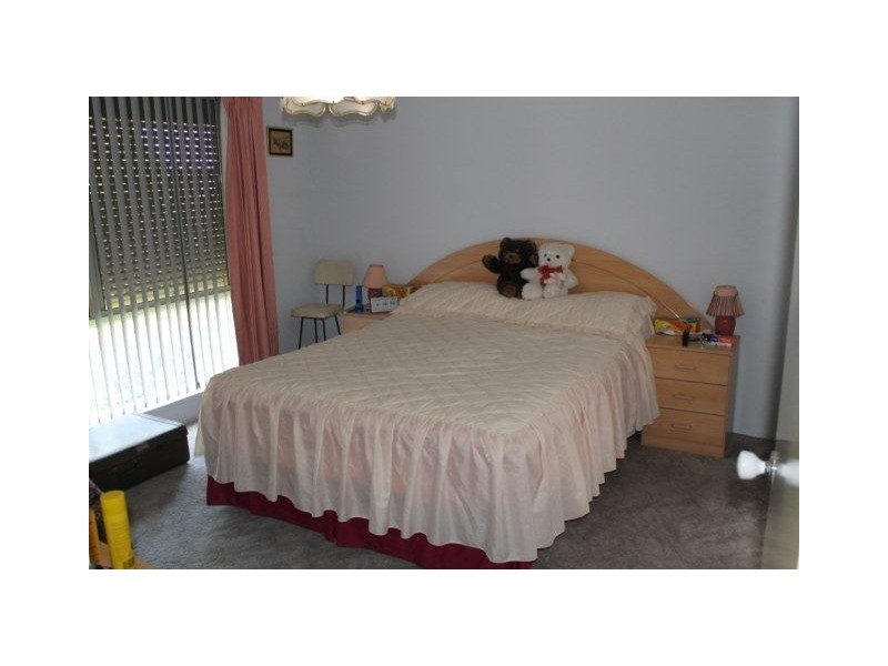 225 Oakmont Avenue, Meadow Springs WA 6210