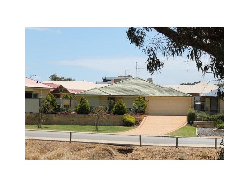 225 Oakmont Avenue, Meadow Springs WA 6210