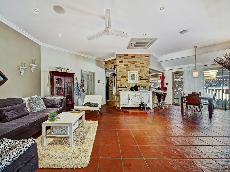 7 Eldora Crescent, Falcon WA 6210