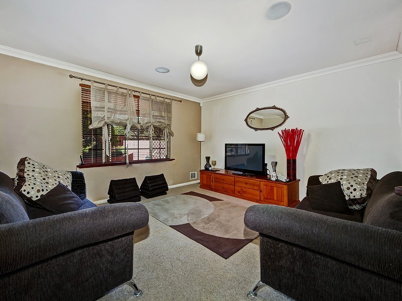 7 Eldora Crescent, Falcon WA 6210