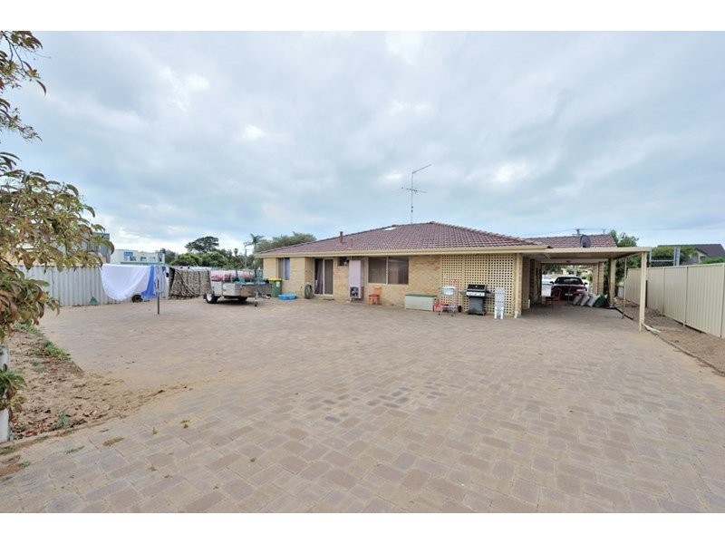 9 Davey Street, Mandurah WA 6210