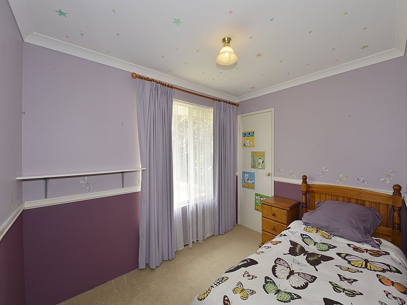 2 Sunderland Close, Greenfields WA 6210