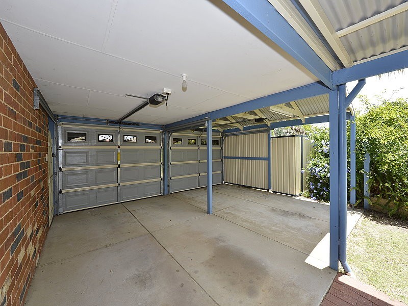 2 Sunderland Close, Greenfields WA 6210