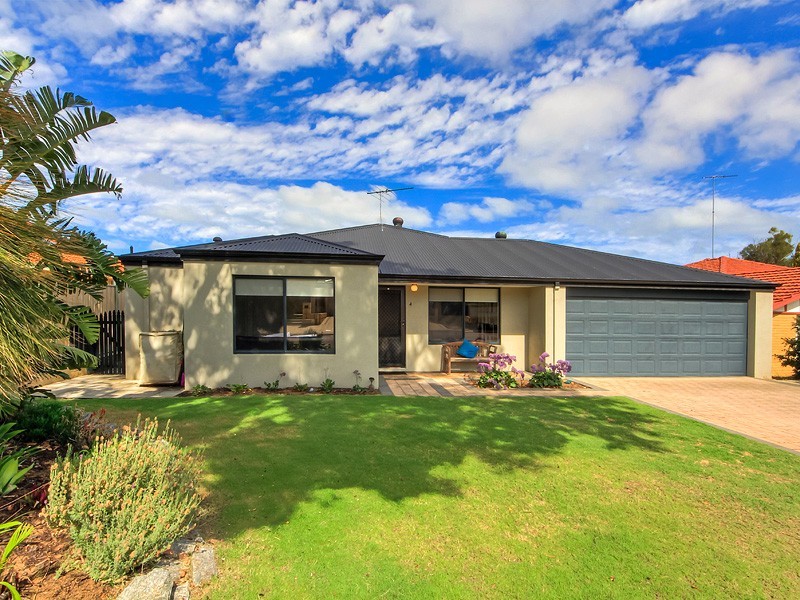4 Hazlett Lane, Dawesville WA 6211