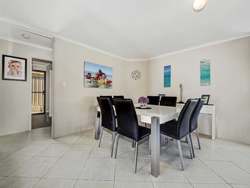 4 Hazlett Lane, Dawesville WA 6211