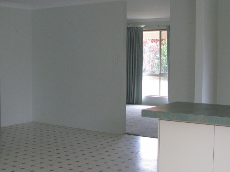 3A Ensay Place, Dudley Park WA 6210