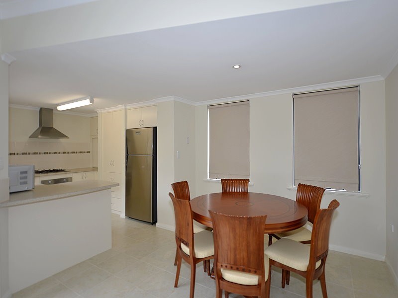 1/51 Sutton Street, Mandurah WA 6210