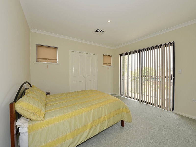 1/51 Sutton Street, Mandurah WA 6210