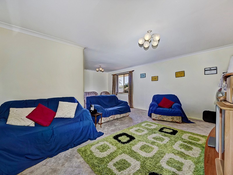 10 Satinash Rtt, Halls Head WA 6210